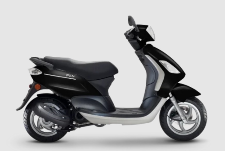 Piaggio Fly 50cc scooter